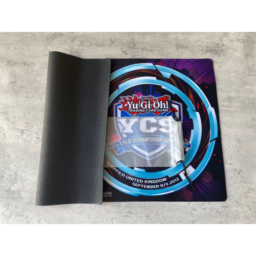 Yu-Gi-Oh! Tapis de jeu de cart - Board Game Yugioh avis et prix